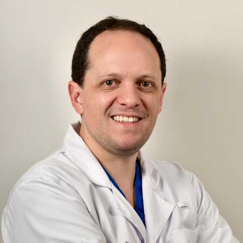 Dr. José Alzérreca